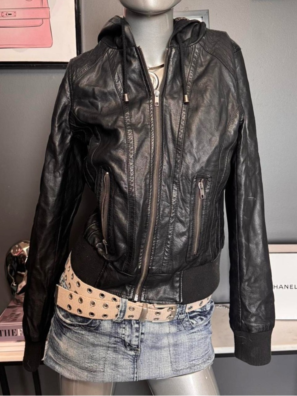 ❌SOLD❌ WarehouseY2K Black faux-leather bomber Jacket - Picture 2 of 8